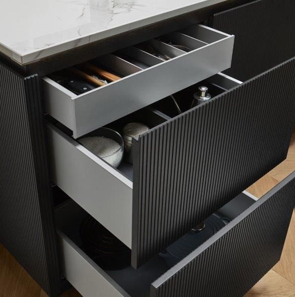 y ei asteiche schwarz ps organic glanztitanum d3 y ei asteiche schwarz ps organic glanztitanum d3